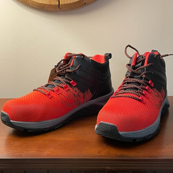 Thorogood Composite Safety Toe AST Mid Work Shoe Size 13 Red & Black - Picture 4 of 7